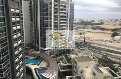 شقة - غرفة نوم - 2 حمامات للايجار في J برج - الأبراج الإدارية - الخليج التجاري - دبي