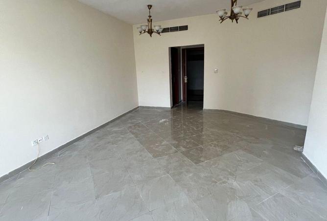 67445697 - Property Image 3