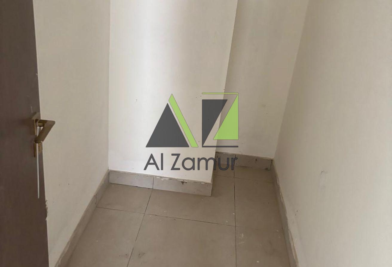LAVISH 5BR | TERRACE | SINGLE ROW |SPACIOUS LAYOUT photo 4