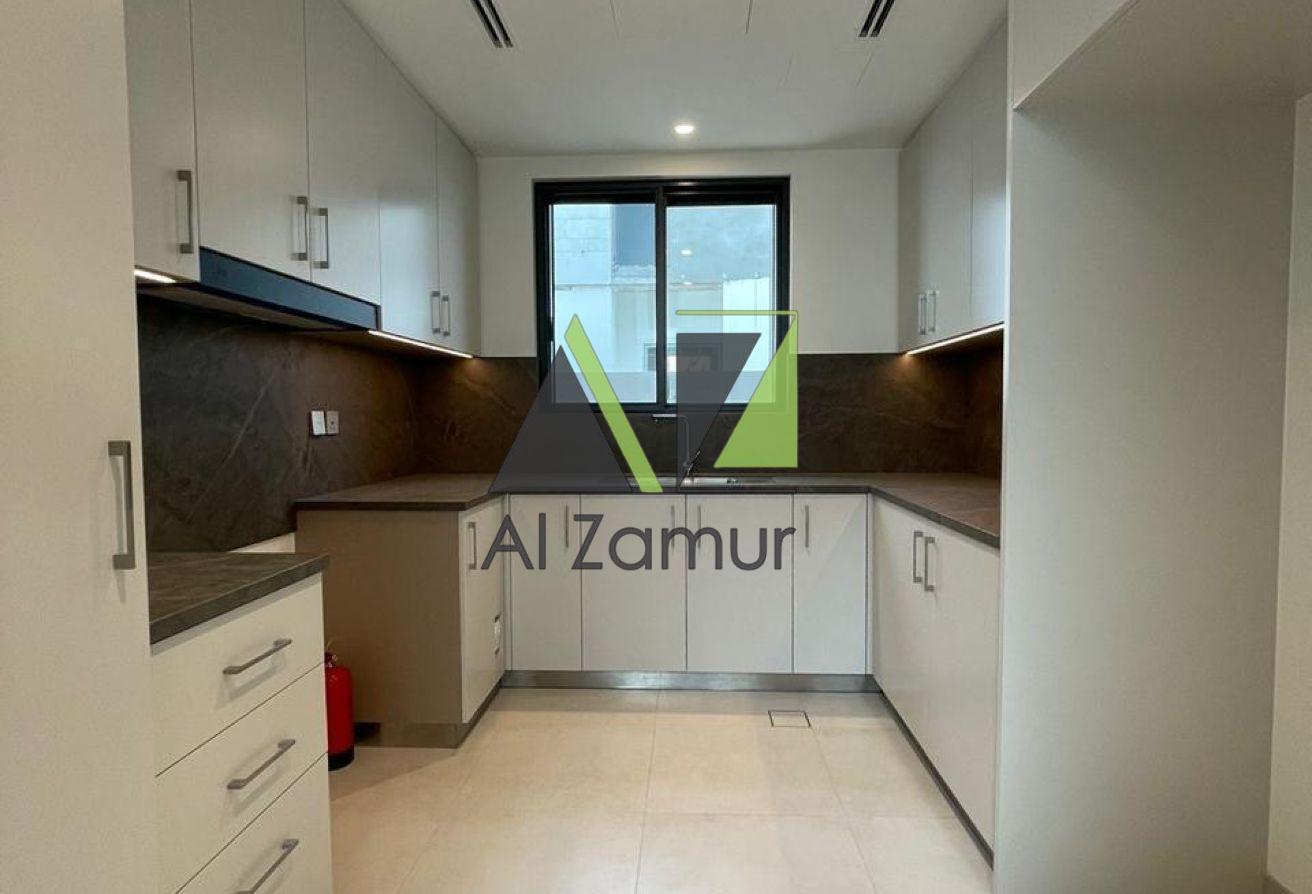 LAVISH 5BR | TERRACE | SINGLE ROW |SPACIOUS LAYOUT photo 5