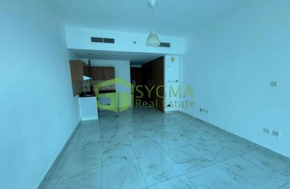 Apartment - Studio - 1 for rent in Lago Vista B - Lago Vista - Dubai Production City (IMPZ) - Dubai