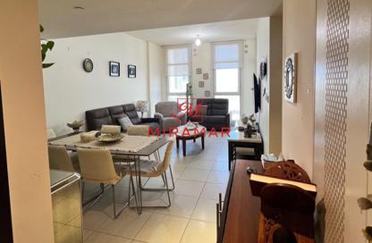 Apartment - 2 - 3 for rent in Mangrove Place - Shams Abu Dhabi - Al Reem Island - Abu Dhabi Apartment - 2 - 3 for rent in Mangrove Place - Shams Abu Dhabi - Al Reem Island - Abu Dhabi