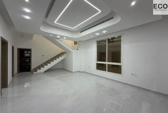 160976455 - Property Image 3
