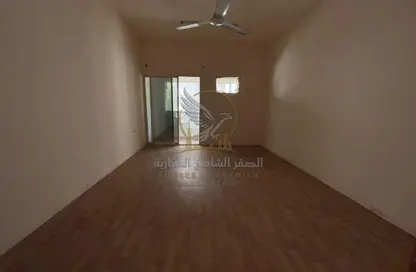 شقة - غرفة نوم - 1 حمام للايجار في بناية أبو شغارة - أبو شغارة - الشارقة
