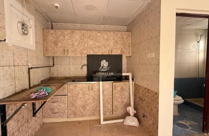 Apartment - Studio - 1 Bathroom for rent in Muwaileh 29 Building - Muwaileh - Sharjah