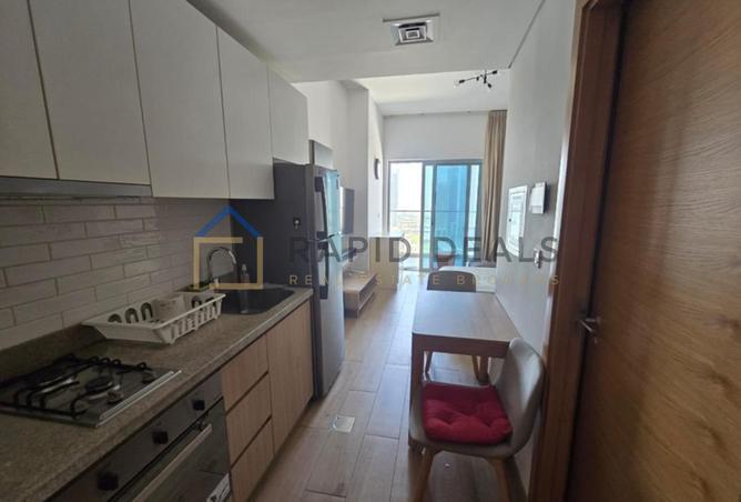 98702002 - Property Image 2