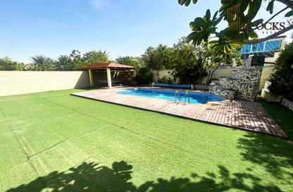 Villa - 4 Bedrooms - 4 Bathrooms for rent in Jumeirah Park - Dubai