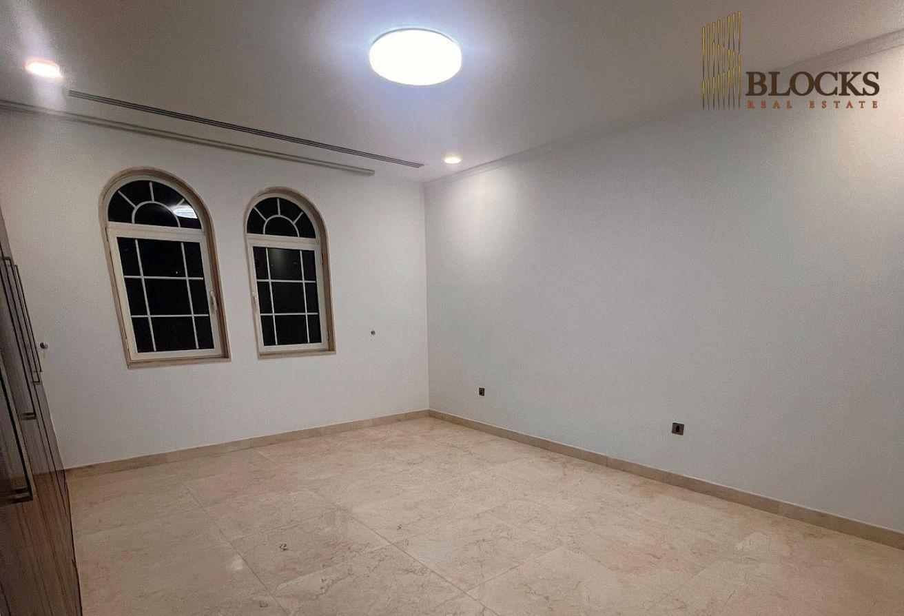 Upgraded 4BR Villa | Private Pool | Huge Layout photo 10