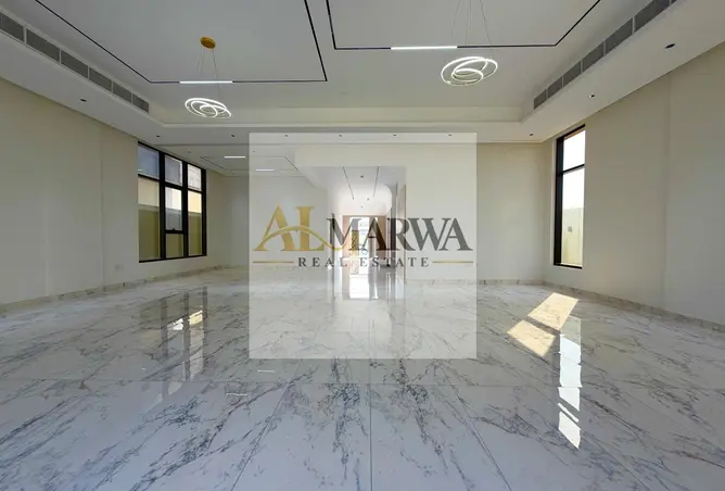 155570875 - Property Image 3