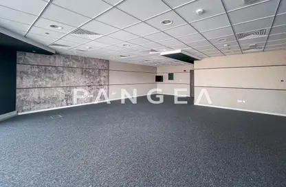 Office Space - Studio for rent in The Regal Tower - Business Bay - Dubai
