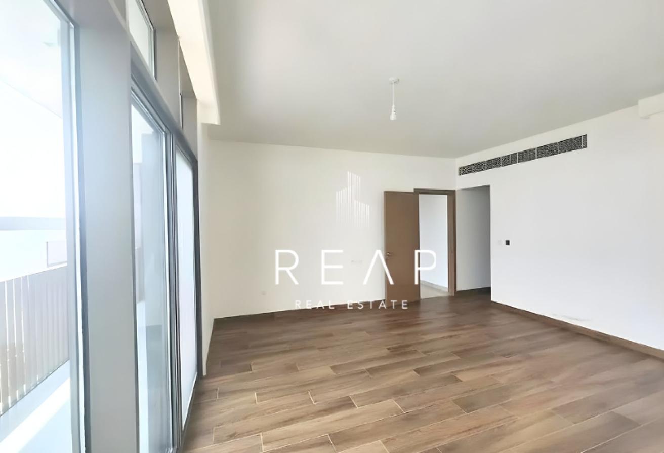 Corner Villa | Spacious 5BR+Maid | Vacant photo 6