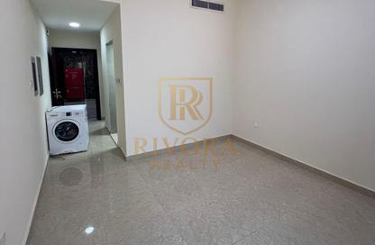 Apartment - Studio - 1 Bathroom for rent in Al Karama - Dubai Apartment - Studio - 1 Bathroom for rent in Al Karama - Dubai