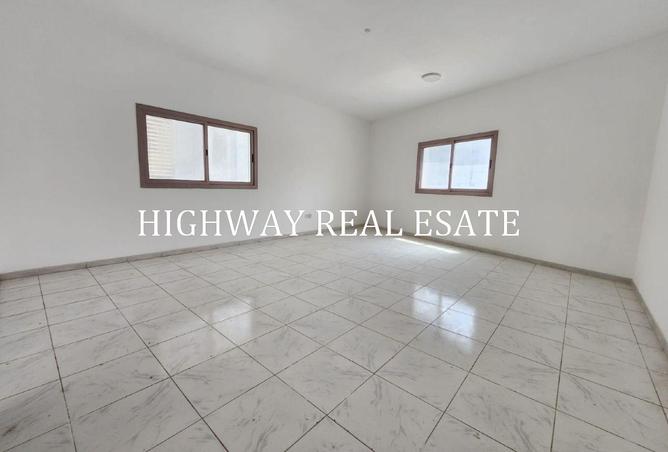 121121394 - Property Image 2