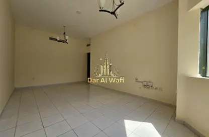 شقة - 2 غرف نوم - 2 حمامات للايجار في شارع بوخارا ​ - النهدة - الشارقة