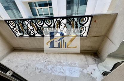 Apartment - 2 - 3 for rent in Aman Building - Muwaileh Commercial - Sharjah