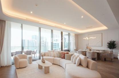 Apartment - 3 Bedrooms - 4 Bathrooms for sale in Jumeirah Living Business Bay - Peninsula - Business Bay - Dubai