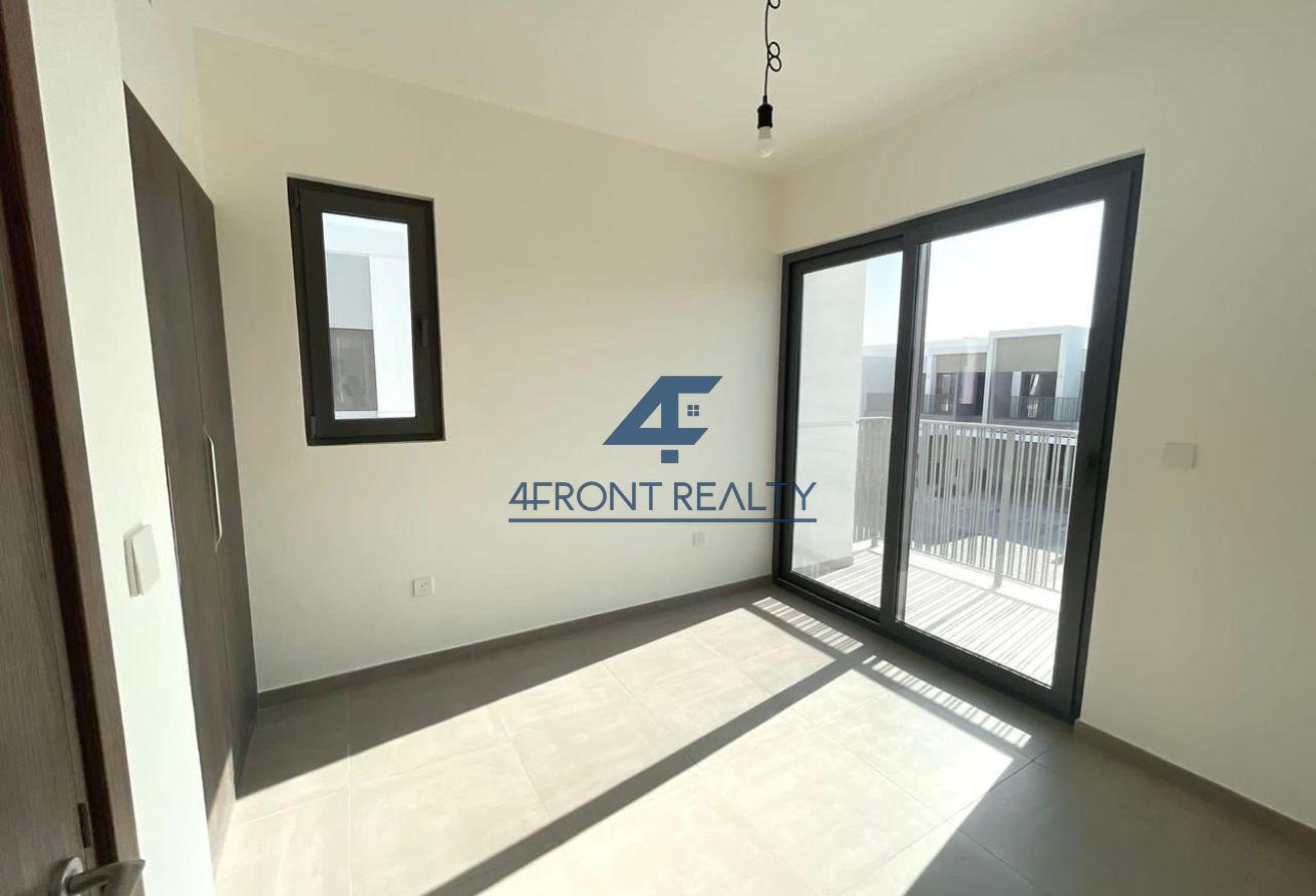 Cul De Sac | Ready To Move | Call Now photo 9