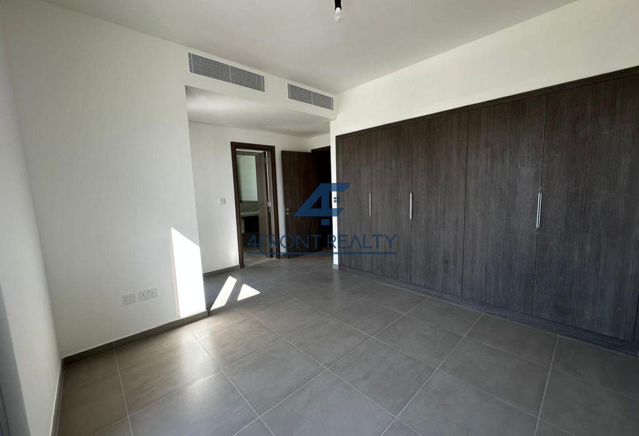 Cul De Sac | Ready To Move | Call Now photo 4