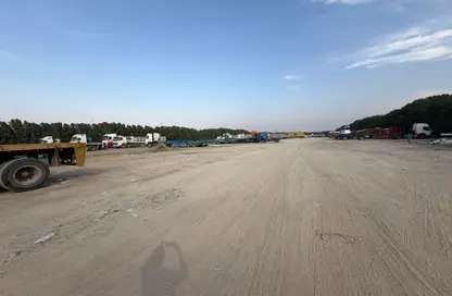 أرض - استوديو للايجار في المنطقة الصناعية رقم 17 - المنطقة الصناعية بالشارقة - الشارقة