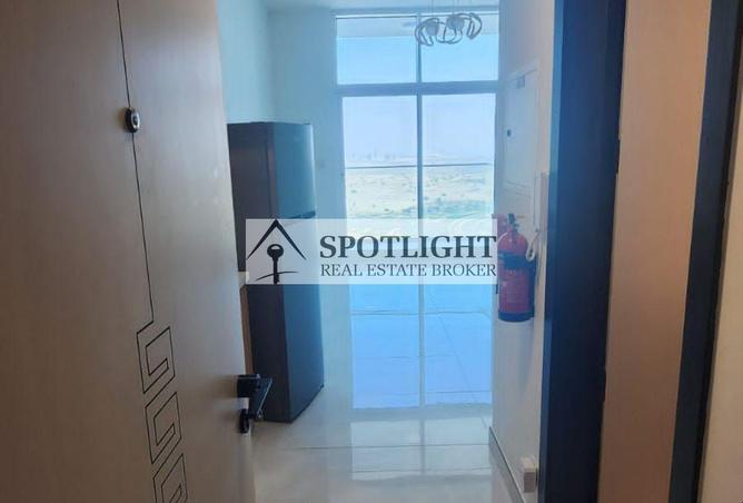 53585077 - صورة العقار 3