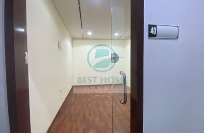 مكتب - استوديو - 4 حمامات للايجار في برج كورنيش فيو - شارع الكورنيش - أبوظبي