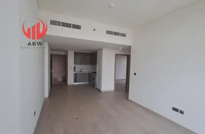 Apartment - 2 Bedrooms - 2 Bathrooms for rent in Azizi Riviera 32 - Azizi Riviera - Meydan One - Meydan - Dubai