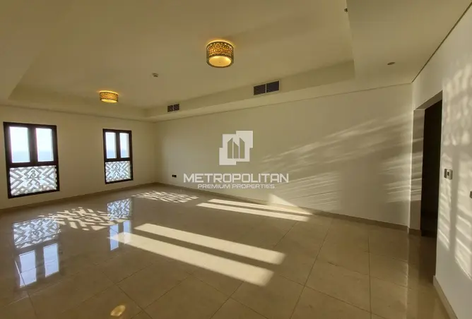 148618303 - Property Image 2