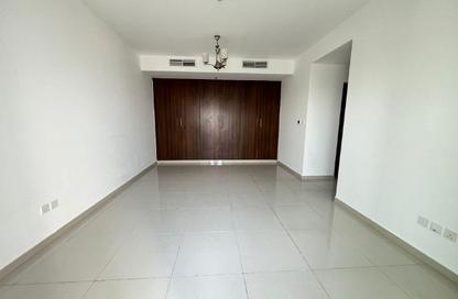 Apartment - 4 Bedrooms - 5 Bathrooms for rent in Al Khan Corniche - Al Khan - Sharjah