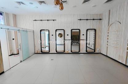 Shop - Studio - 1 Bathroom for rent in New Al Taawun Road - Al Taawun - Sharjah