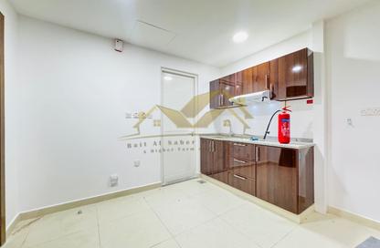 Apartment - Studio - 1 for rent in Karama Park Area - Al Karama - Bur Dubai - Dubai Apartment - Studio - 1 for rent in Karama Park Area - Al Karama - Bur Dubai - Dubai
