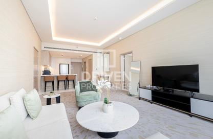 Apartment - 1 - 2 for rent in The Palm Tower - Palm Jumeirah - Dubai