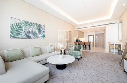 Apartment - 1 - 2 for rent in The Palm Tower - Palm Jumeirah - Dubai