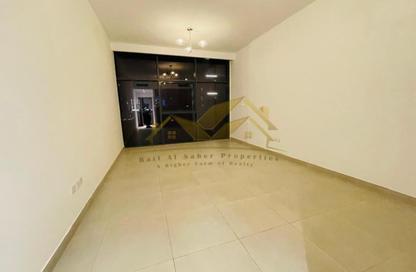 Apartment - 1 Bedroom - 2 Bathrooms for rent in Jumeirah Garden City - Al Satwa - Dubai