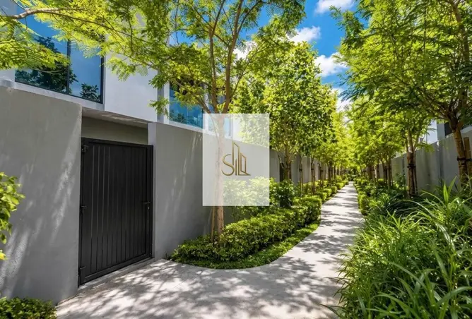 157801444 - Property Image 2