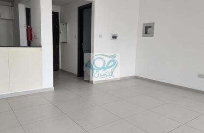 Apartment - 1 Bedroom - 2 Bathrooms for rent in Al Waha - Al Ghadeer - Abu Dhabi Apartment - 1 Bedroom - 2 Bathrooms for rent in Al Waha - Al Ghadeer - Abu Dhabi