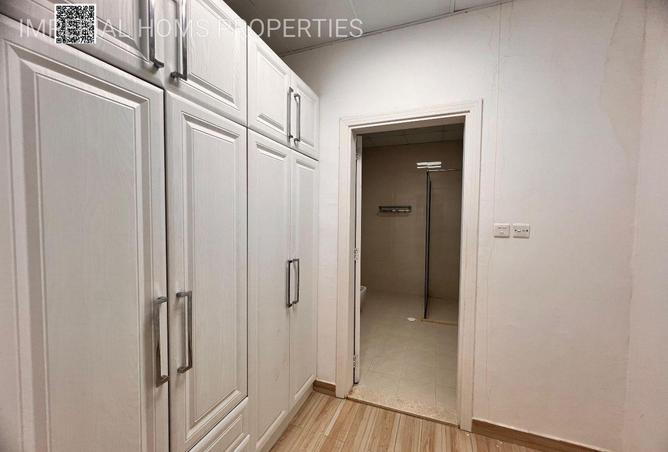 73842453 - Property Image 2