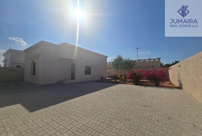 128351171 - Property Main Image