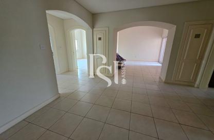 Villa - 5 - 6 for rent in Palm Oasis villas - Palm Oasis - Al Mushrif - Abu Dhabi Villa - 5 - 6 for rent in Palm Oasis villas - Palm Oasis - Al Mushrif - Abu Dhabi