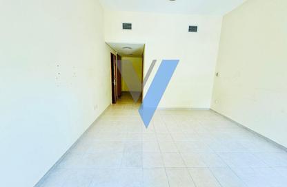 شقة - 2 غرف نوم - 3 حمامات للايجار في مبنى 108-137 - طراز حديث - ديسكفري جاردنز - دبي شقة - 2 غرف نوم - 3 حمامات للايجار في مبنى 108-137 - طراز حديث - ديسكفري جاردنز - دبي