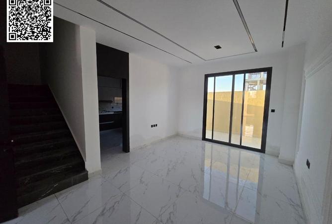 70268321 - صورة العقار 3