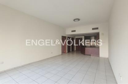 Apartment - 1 Bedroom - 2 Bathrooms for rent in Discovery Gardens - Dubai