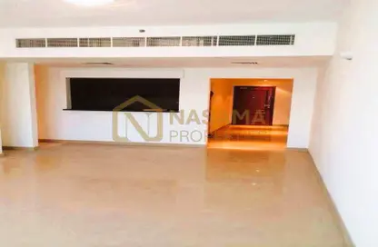 شقة - غرفة نوم - 2 حمامات للايجار في تفريعة القنال 1 - أبراج الجولف - مدينة دبي الرياضية - دبي