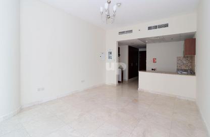 Apartment - Studio - 1 Bathroom for rent in Safeer Tower 2 - Safeer Towers - Business Bay - Dubai