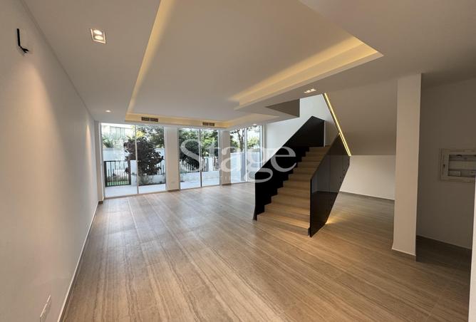 54390919 - Property Image 2