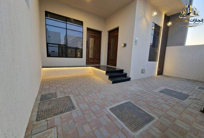 134654439 - Property Image 2