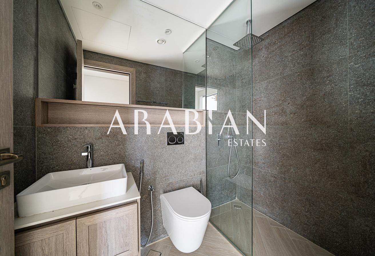 Large Layout | Mid Floor | Luxury Building | Study photo 7