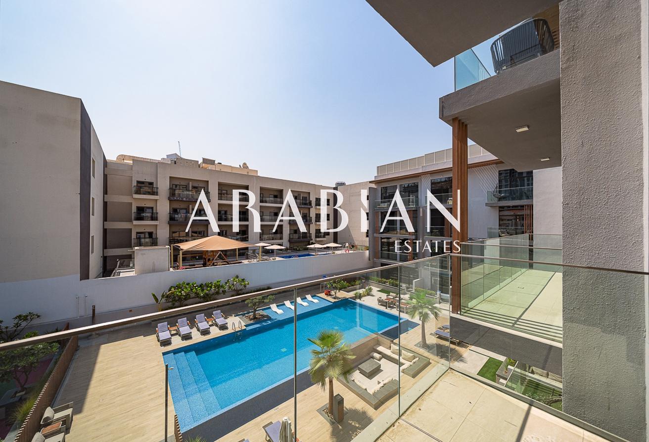 Large Layout | Mid Floor | Luxury Building | Study photo 16