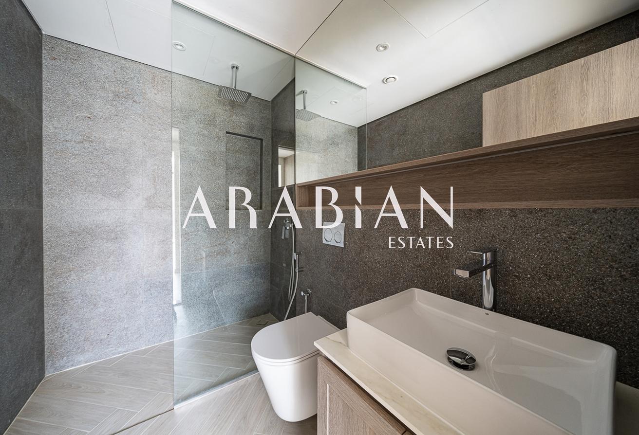 Large Layout | Mid Floor | Luxury Building | Study photo 15