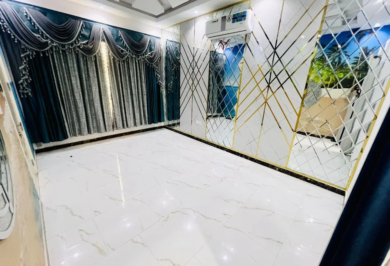 160986406 - Property Main Image