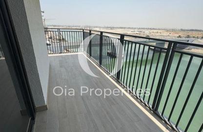 Apartment - 3 Bedrooms - 4 Bathrooms for rent in Waters Edge - Yas Island - Abu Dhabi
